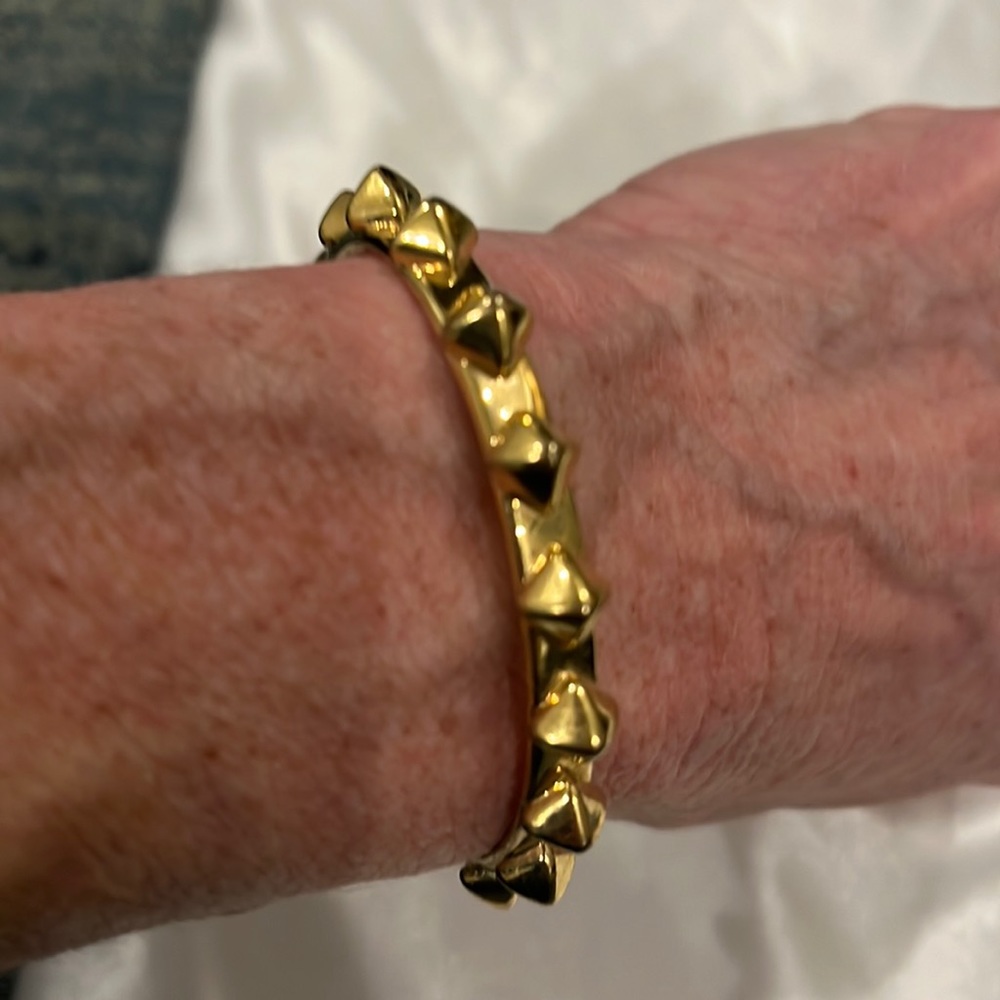 Cuff bracelet